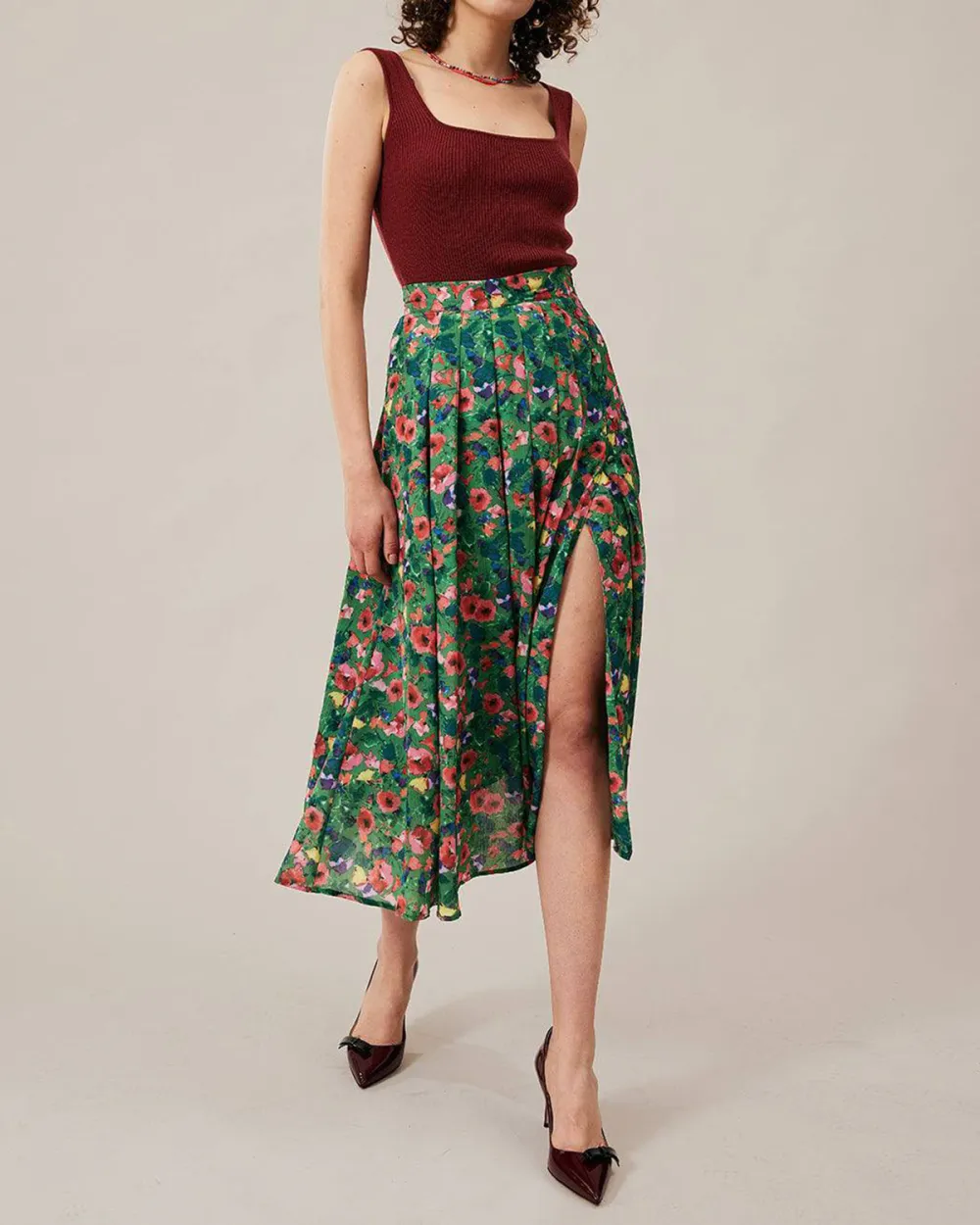 Green mid-length floral slit skirt