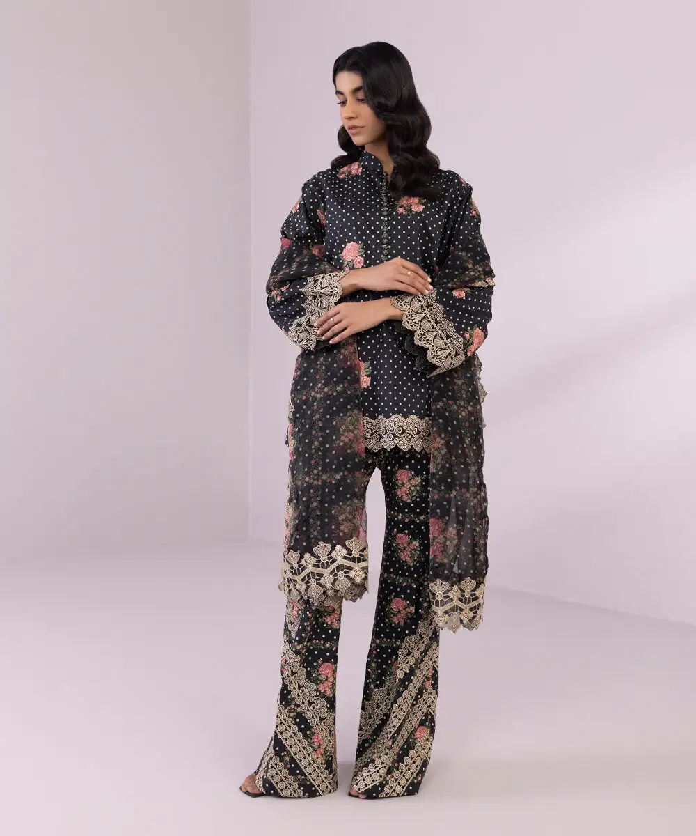 3 Piece - Embroidered Lawn Suit