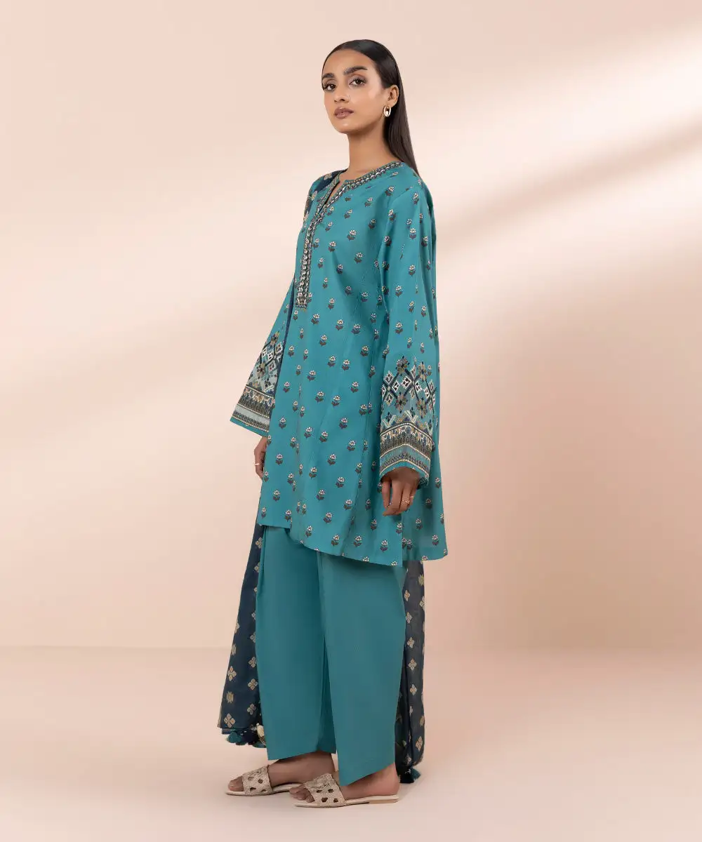 3 Piece - Embroidered Lawn Suit