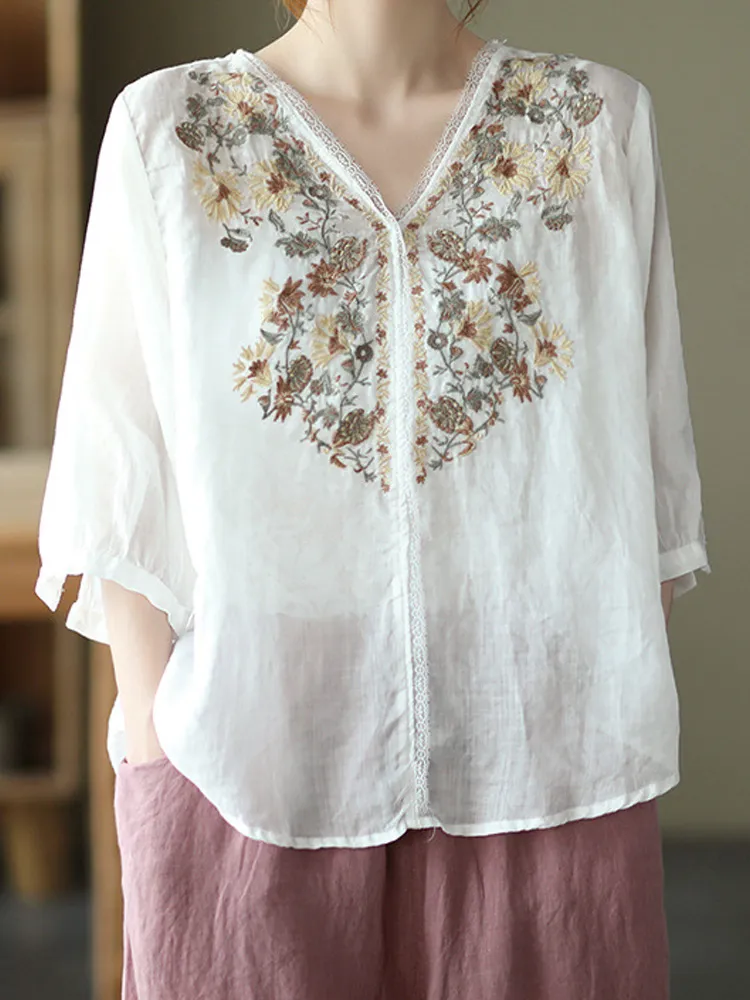 Women's Casual Retro Ethnic Embroidery Cotton Shirt