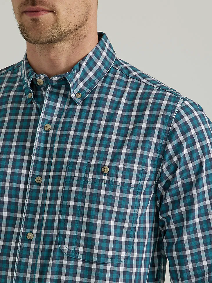 WRANGLER RUGGED WEAR® LONG SLEEVE WRINKLE RESIST PLAID BUTTON-DOWN SHIRT IN TEAL NAVY