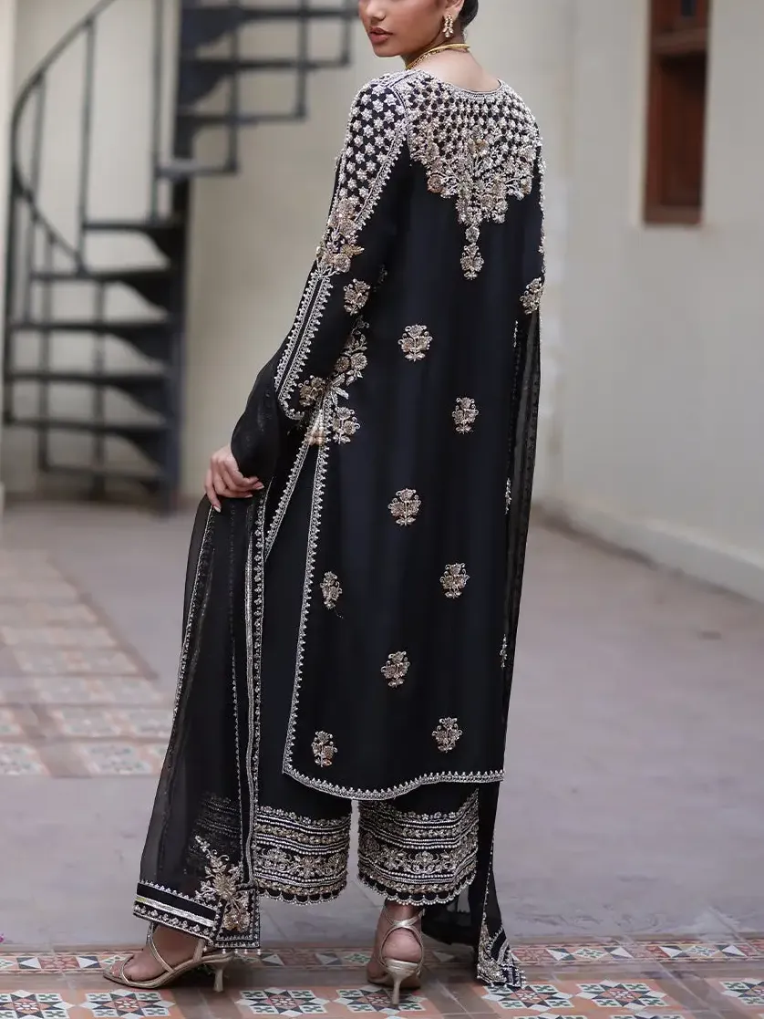 Elegant embroidered kaftan sets