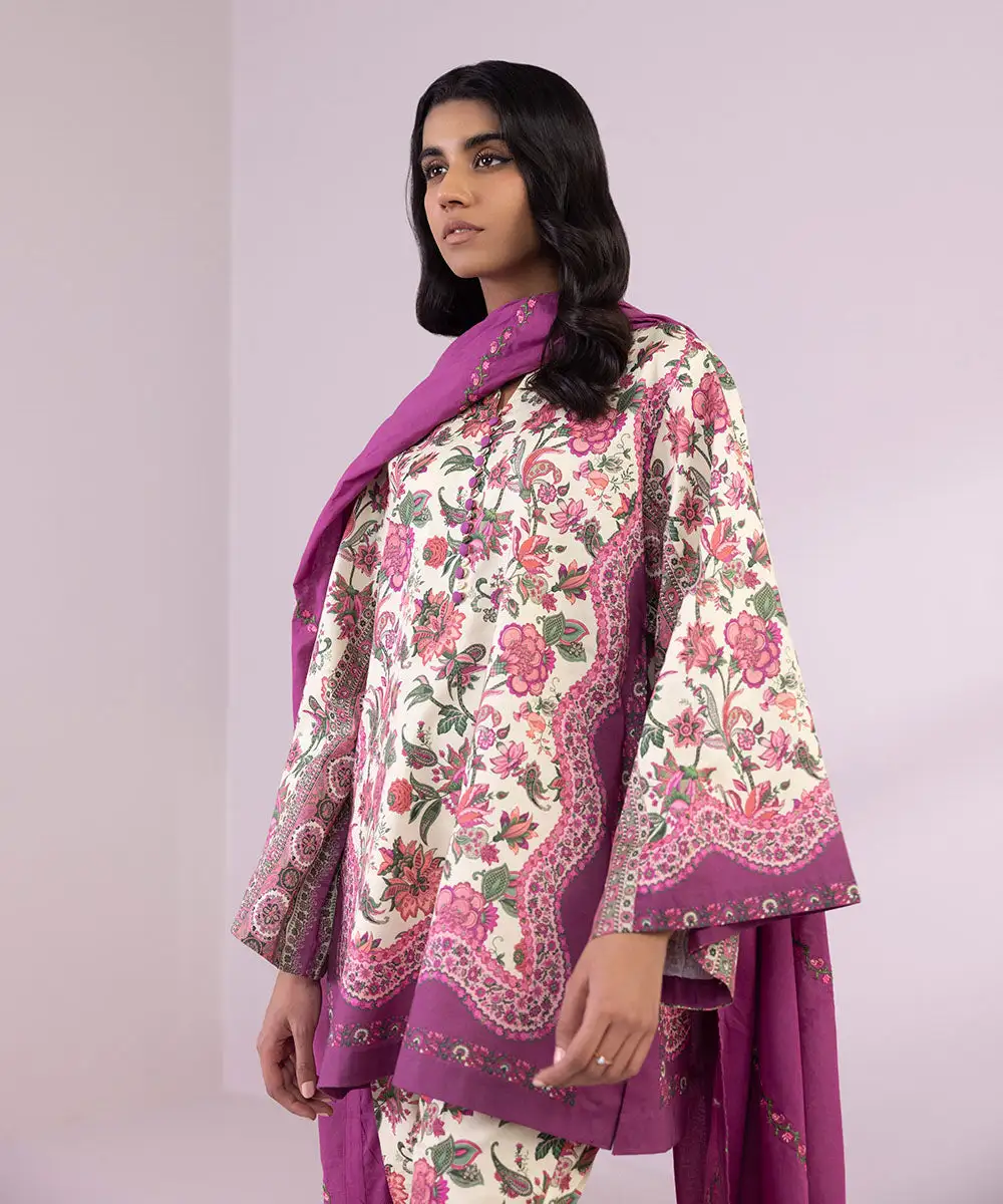 3 Piece - Embroidered Lawn Suit