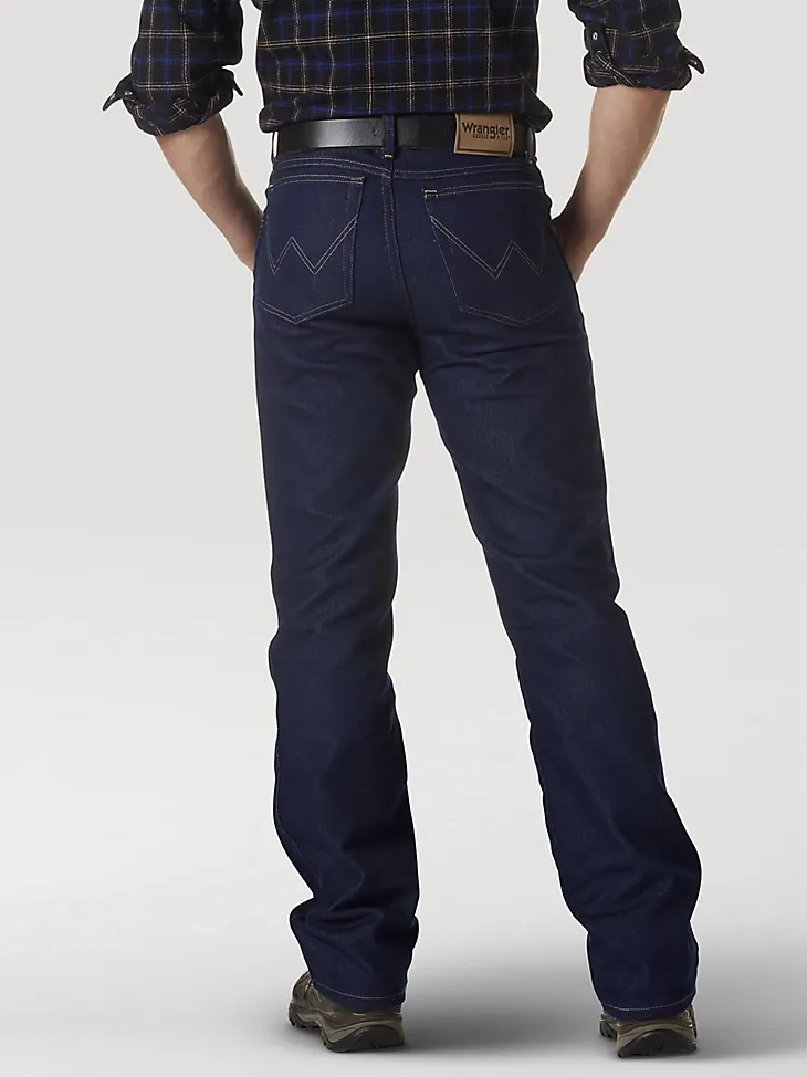 WRANGLER RUGGED WEAR® STRETCH REGULAR FIT JEAN IN DENIM