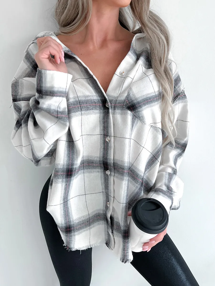 Simple lapel plaid shirt