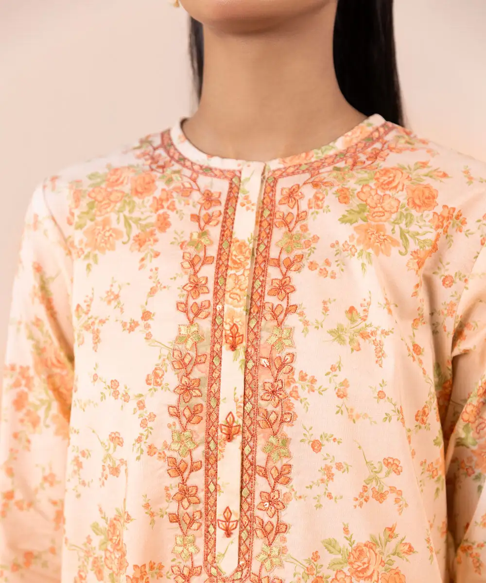 3 Piece - Embroidered Lawn Suit