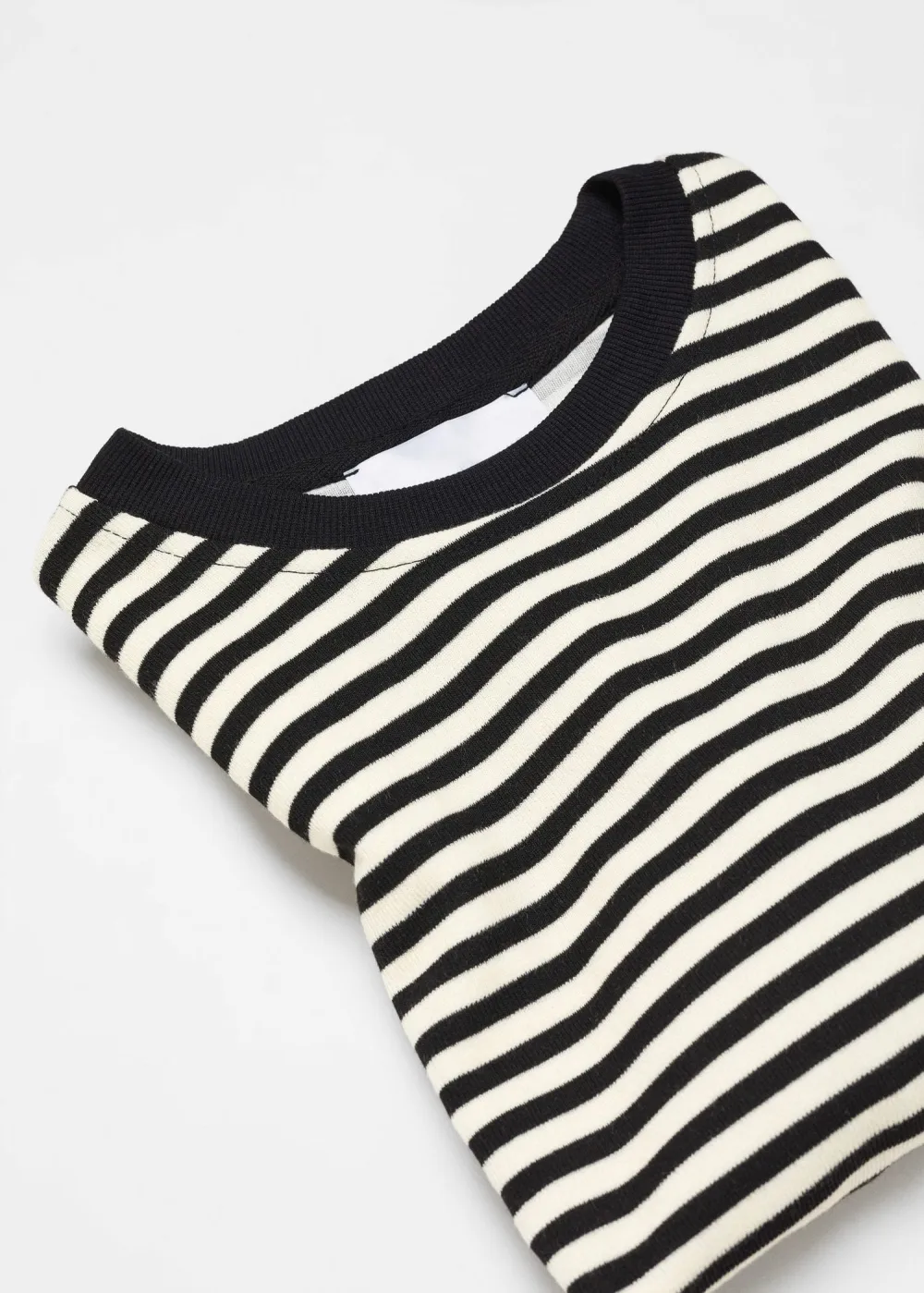 Striped long sleeves t-shirt