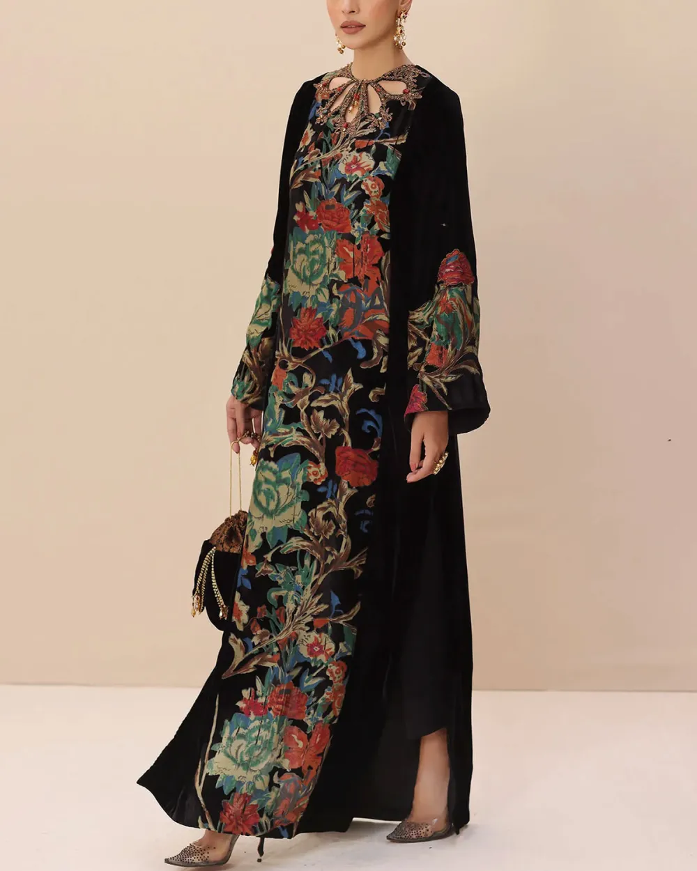 Elegant Floral Embellished Kaftan