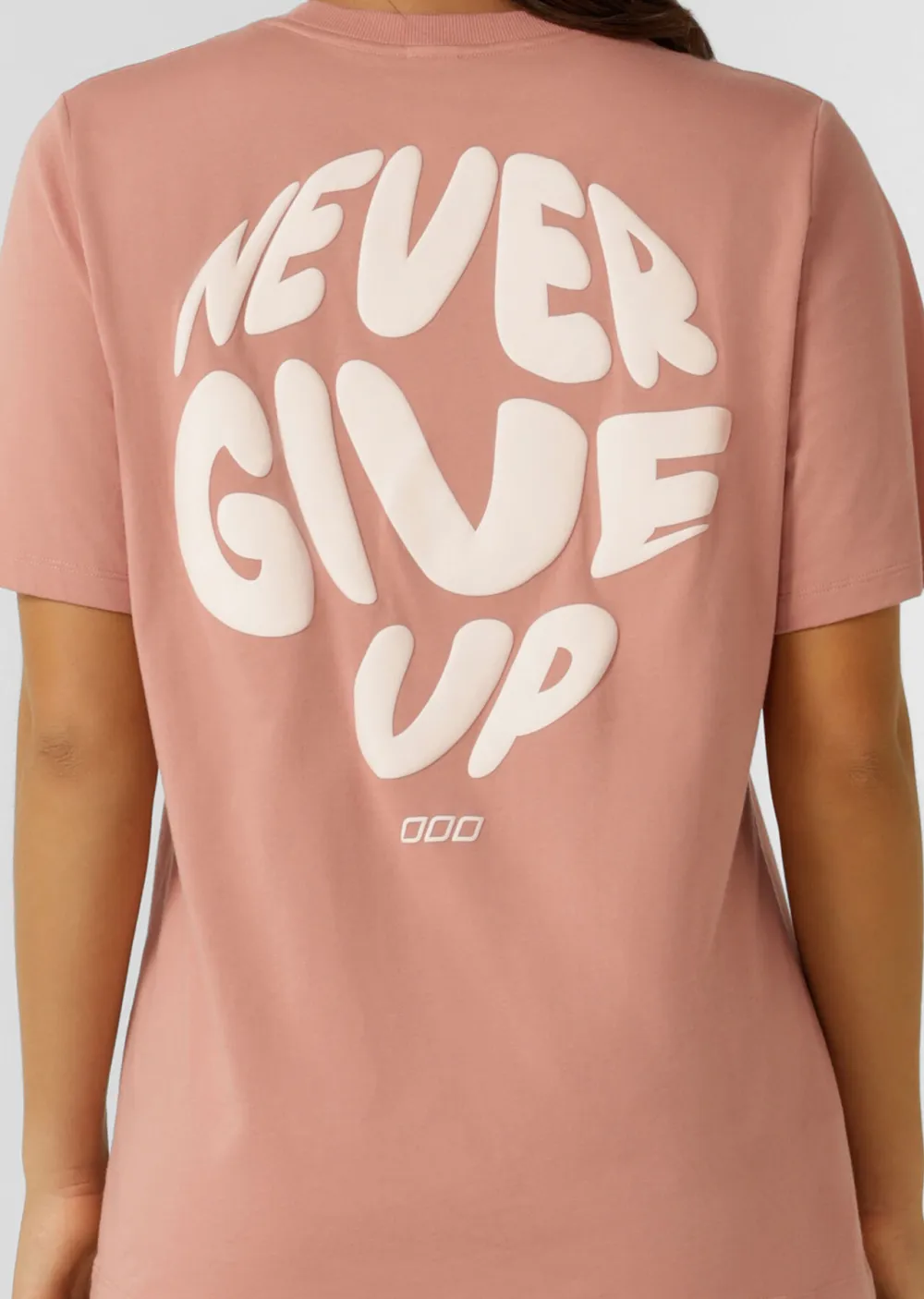 Never Give Up Relaxed Tee