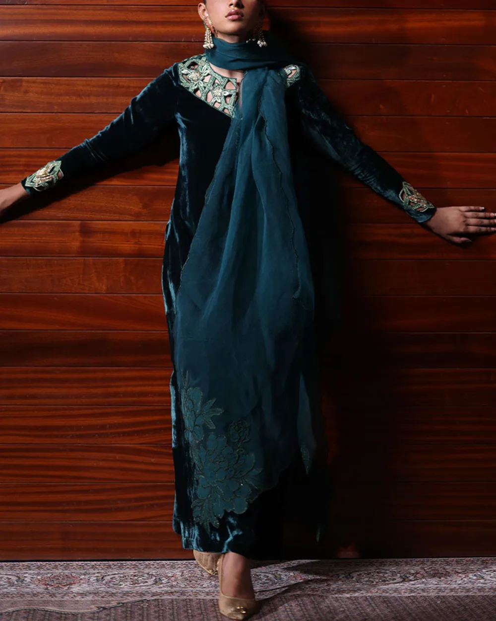 Elegant Vintage velvet kaftan