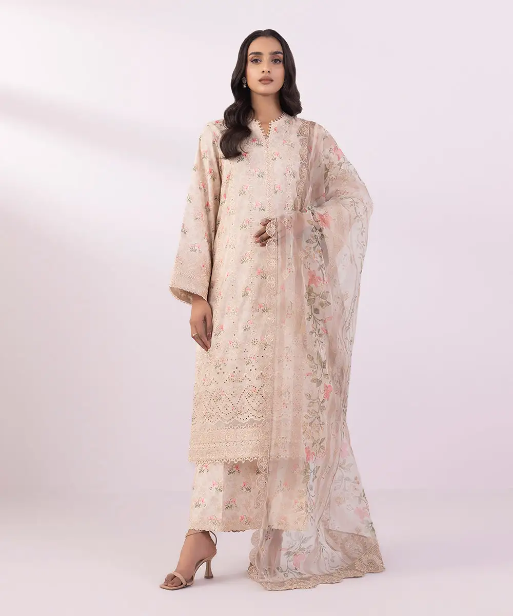 3 Piece - Embroidered Lawn Suit