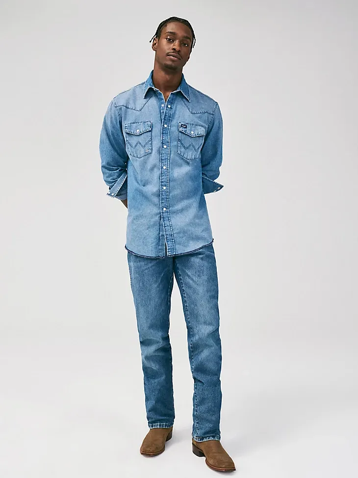 VINTAGE-INSPIRED COWBOY CUT® REGULAR FIT JEANS IN INDIGO BLUE