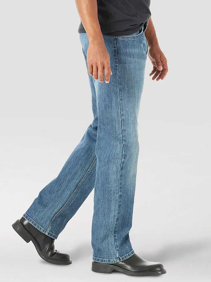 MEN'S REGULAR FIT FLEX JEAN IN LIGHT WASH