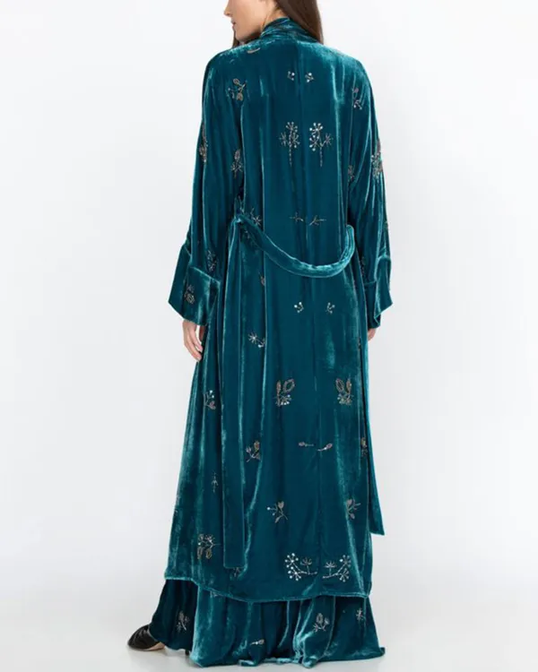 Elegant embroidered velvet cardigan and dress two-piece set