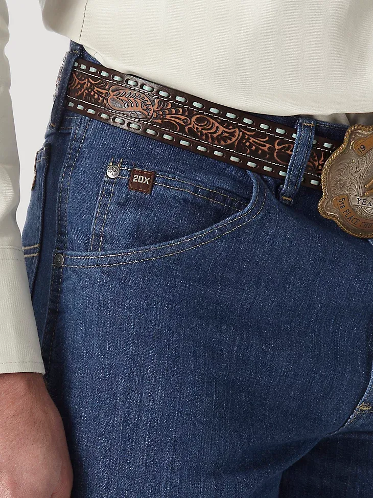 WRANGLER® 20X® NO. 23 RELAXED FIT IN VINTAGE BLUE