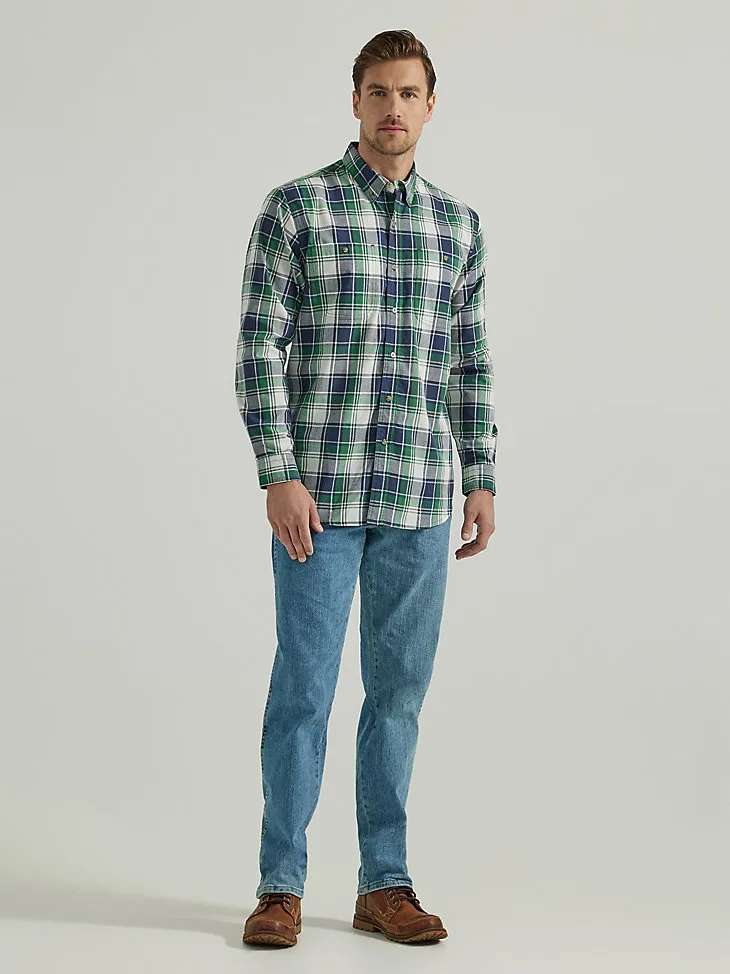 WRANGLER RUGGED WEAR® LONG SLEEVE EASY CARE PLAID BUTTON-DOWN SHIRT IN GREEN NAVY