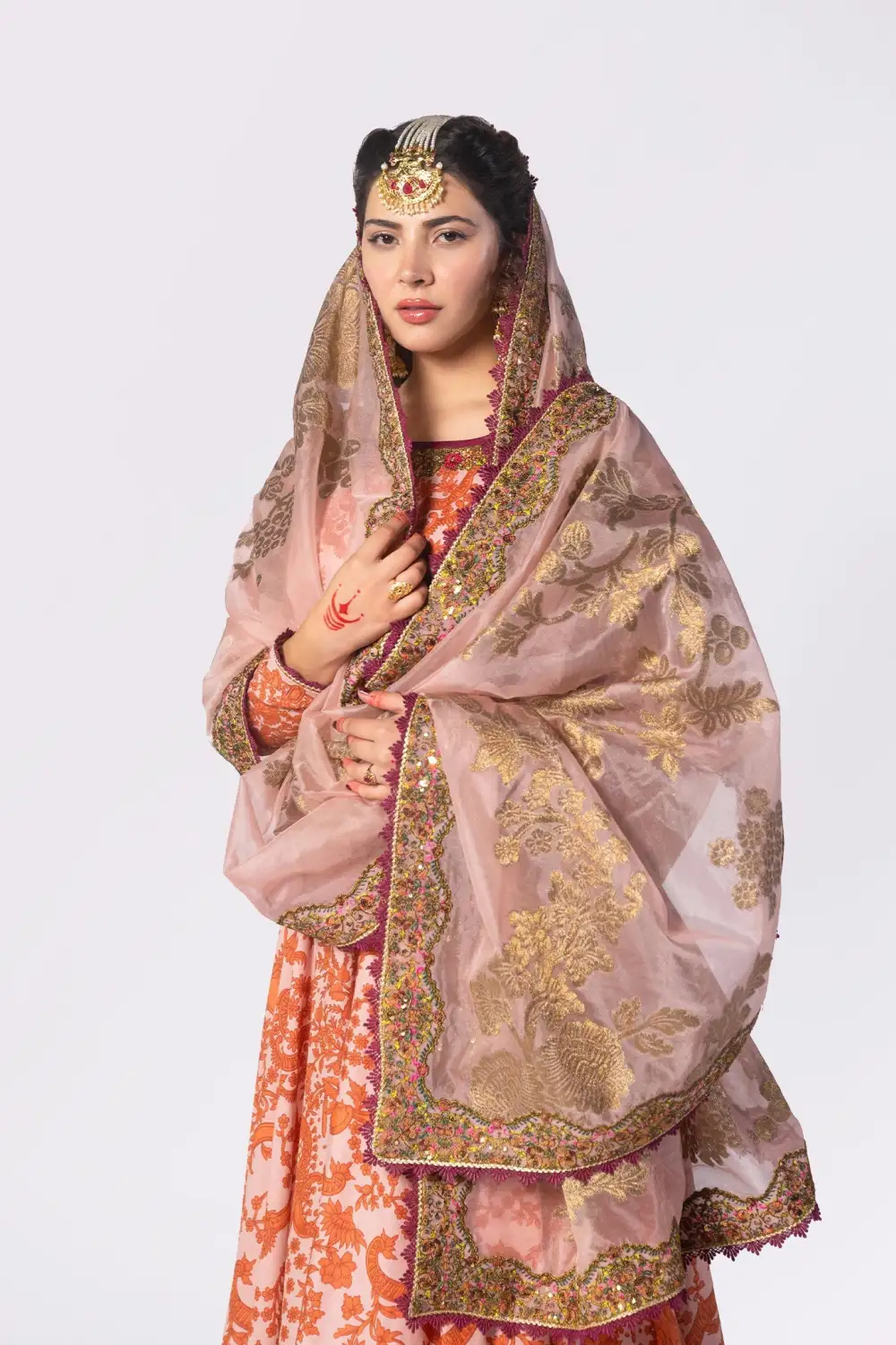 Jamnugar Embroidered Sets