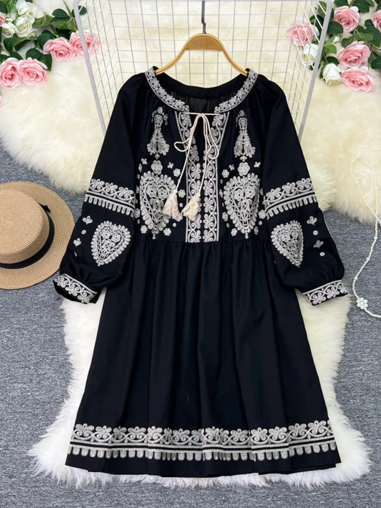 Women's Casual Retro Ethnic Embroidery Cotton Dress