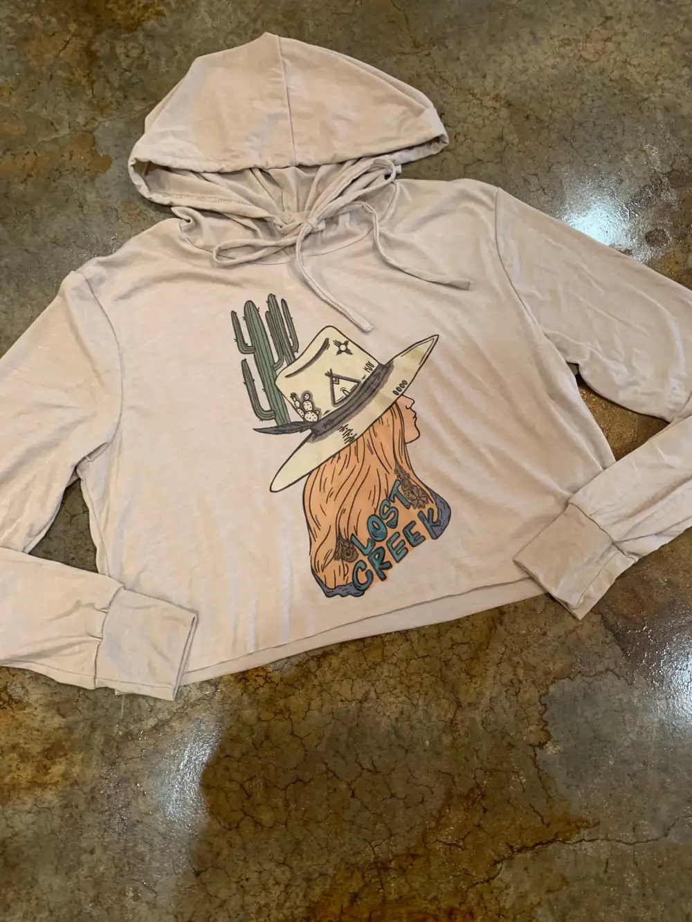 Cropped Lost Creek Light Weight Hoodie